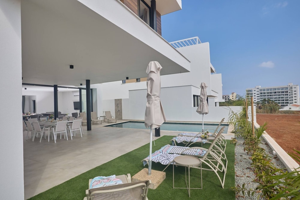 Protaras Aqua Pearl Villa Aq11