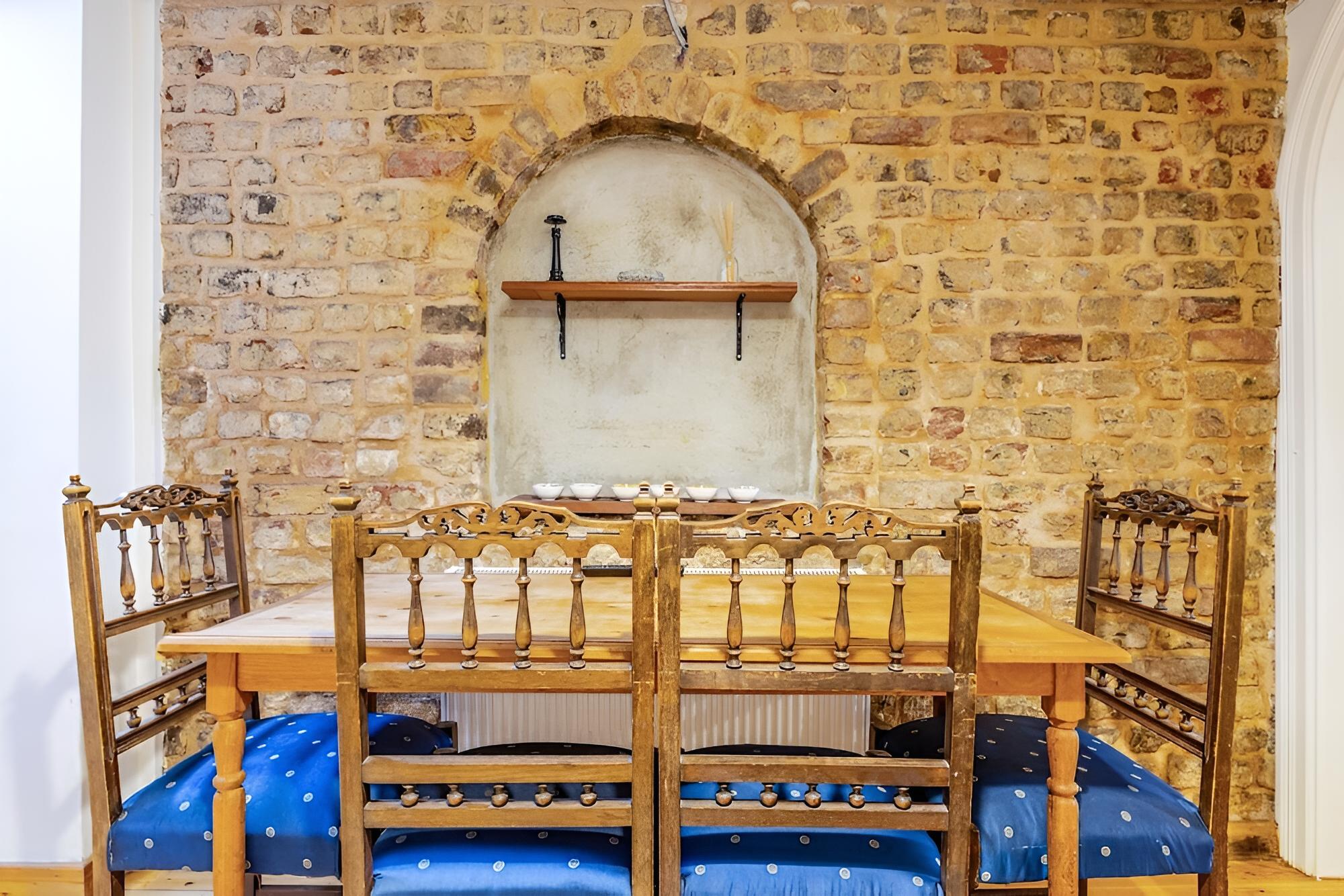 Authentic Stone House 10 min to Goldenhorn
