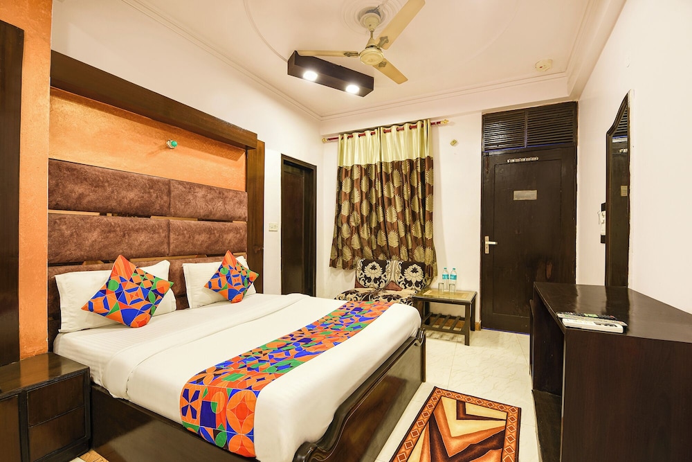 Fabhotel Delhi Continental