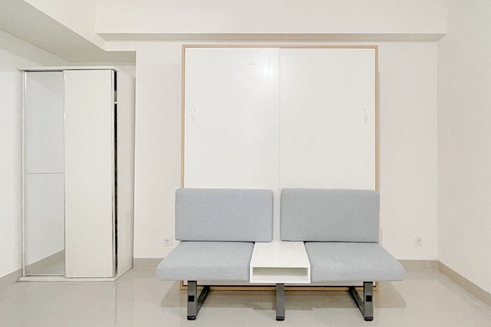 Minimalist Studio (No Kitchen) Near Unhas Bandaraya - Tallasa City Makassar Apartment