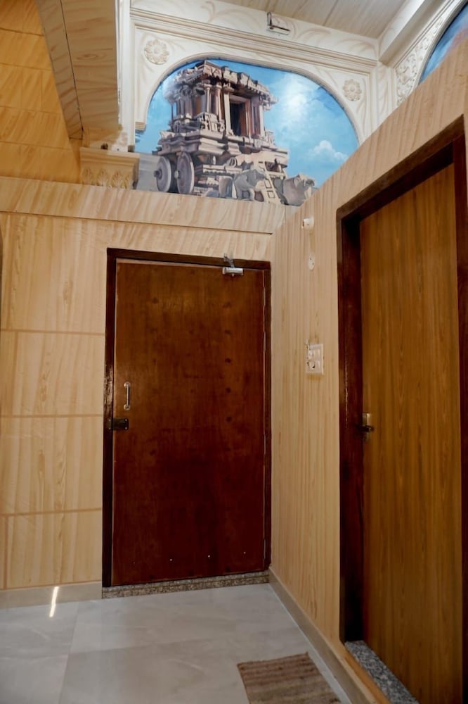 Batra Guest House