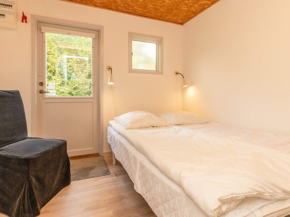 6 Person Holiday Home in Borup
