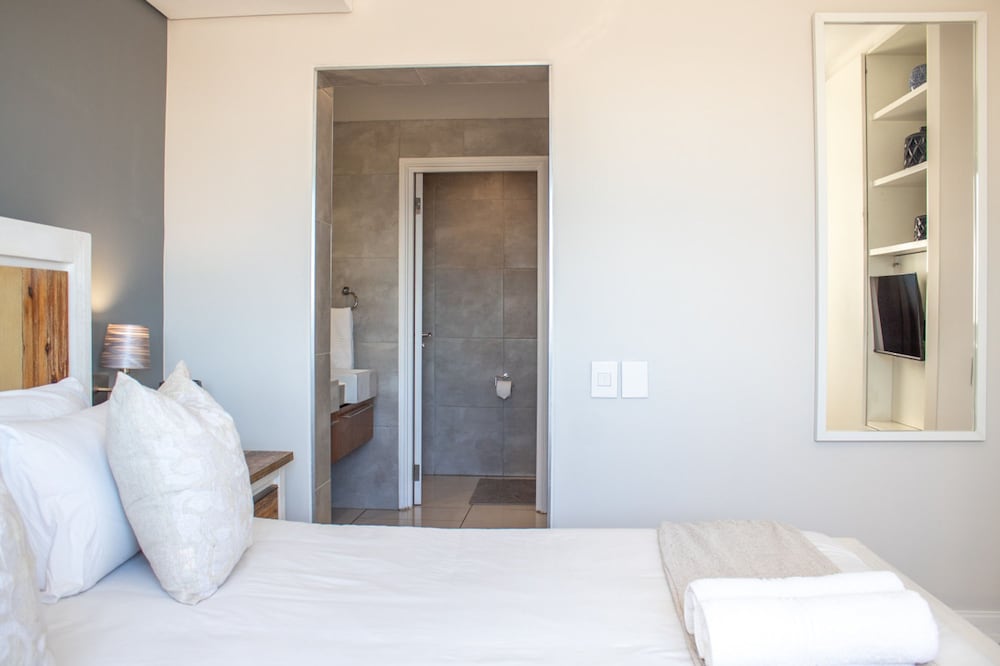 Spacious 2bed Harbor Haven V A Waterfront Canals