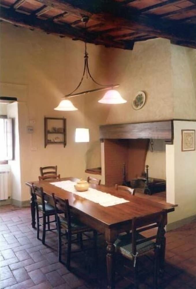 Borgo Montefolchi