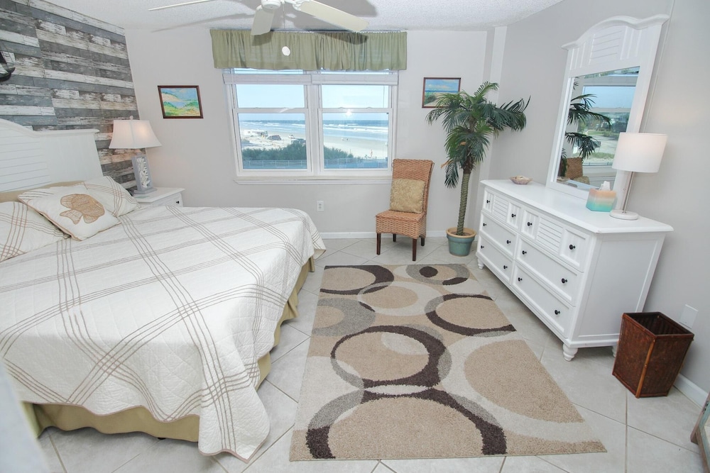 Coronado Towers 201