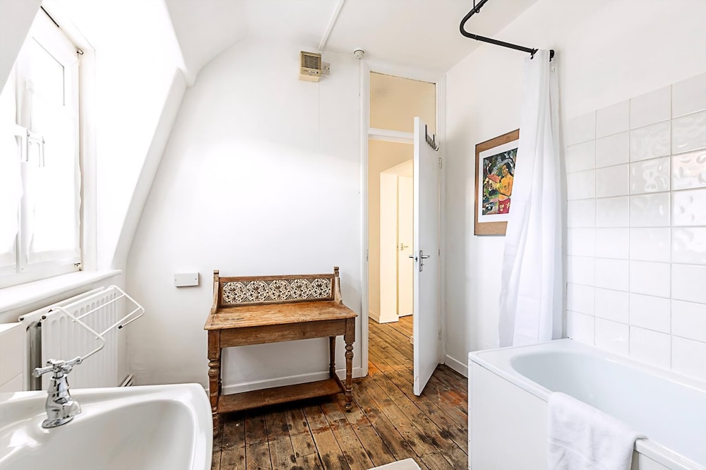 Sich - Warm & Inviting Flat by Liverpool Street