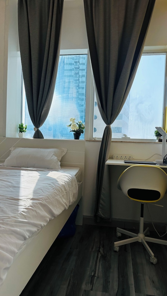 Urban Panda Hostel Tiger Marina