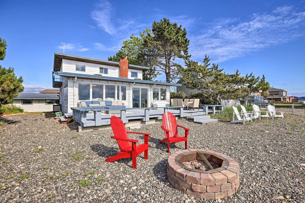 Waterfront Ferndale Home: Deck + Beach Access view 3
