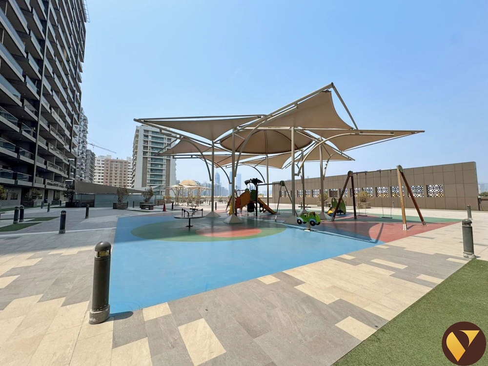 Elite Sports City With Pool & Gym Sauna