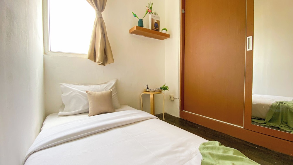 Good Choice And Elegant 2Br At Green Pramuka City Apartment