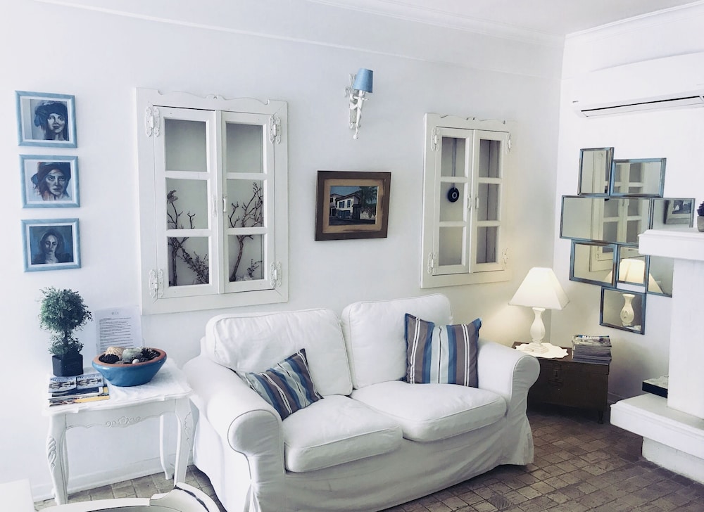 8 Oda Boutique Homes