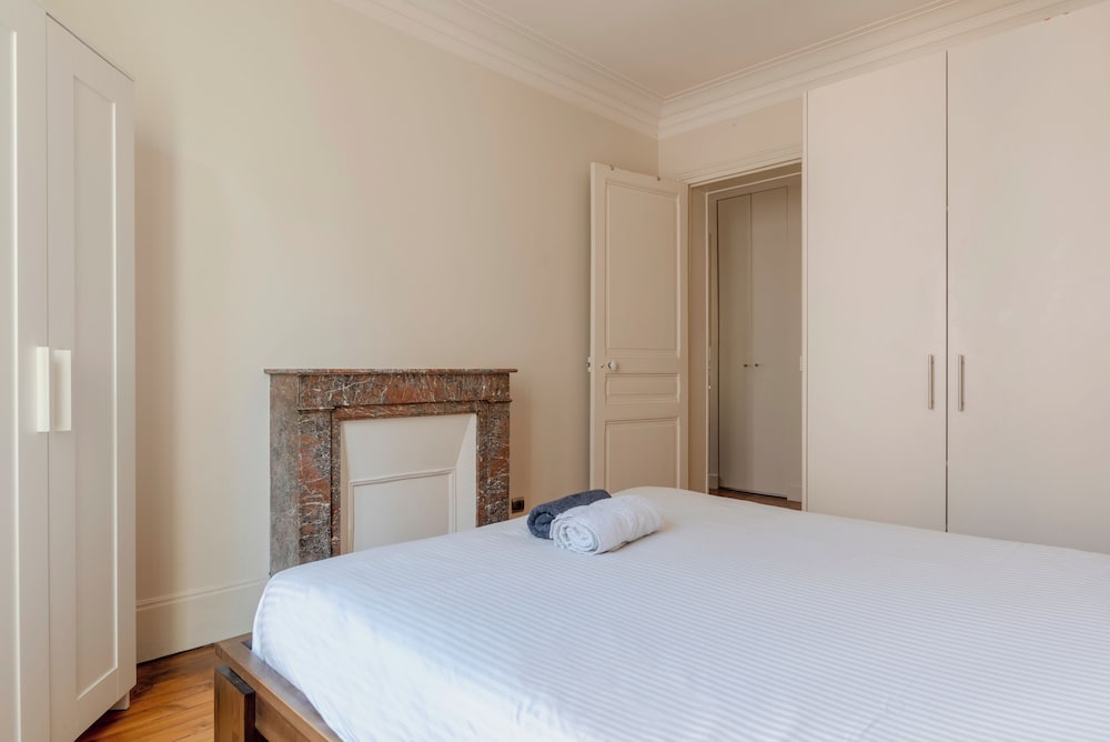 Paris Blomet design residence