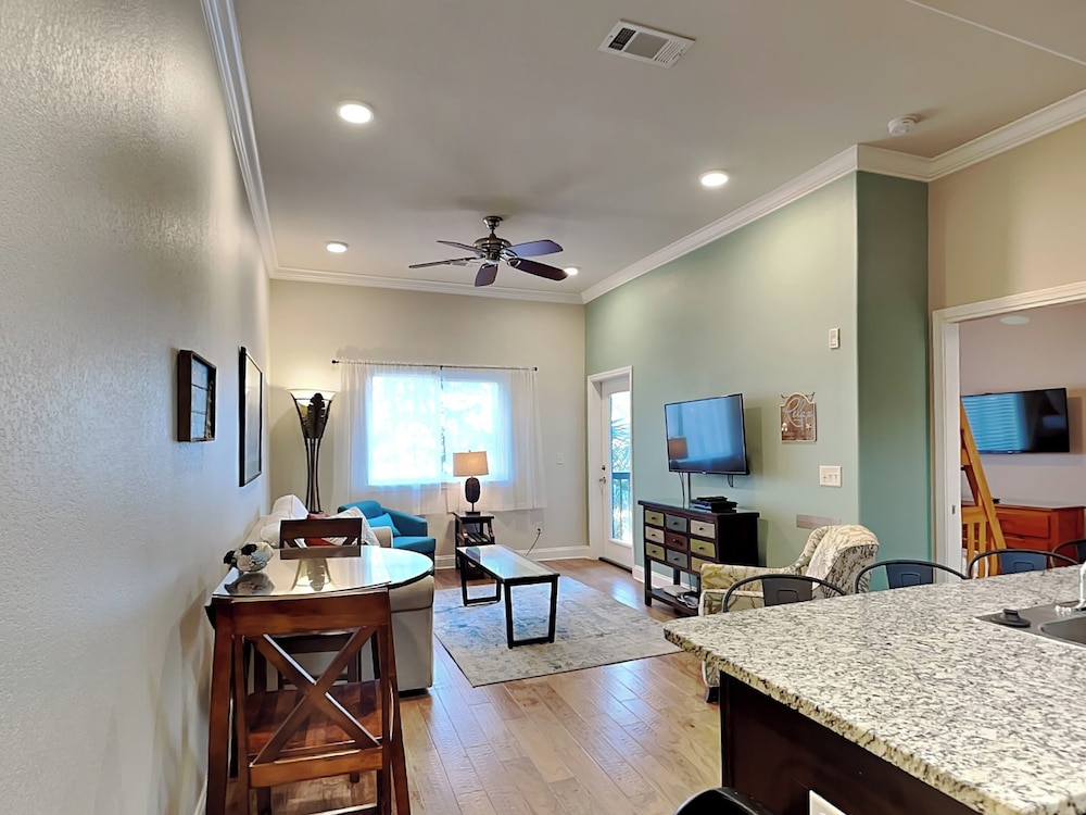 Alerio by Southern Vacation Rentals