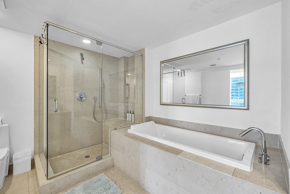 Icon Brickell