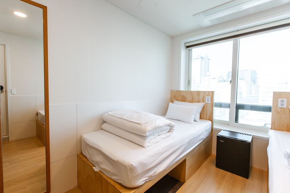 Step Inn Myeongdong 1 74