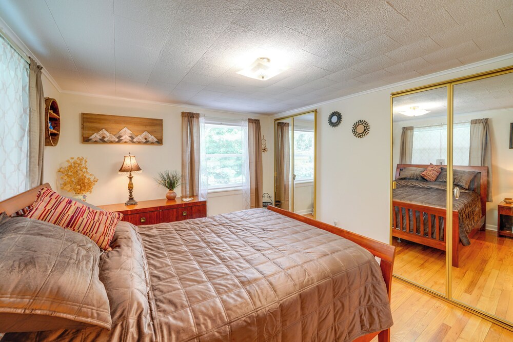 4 Mi to Off-road Park: Beckley Area Townhome