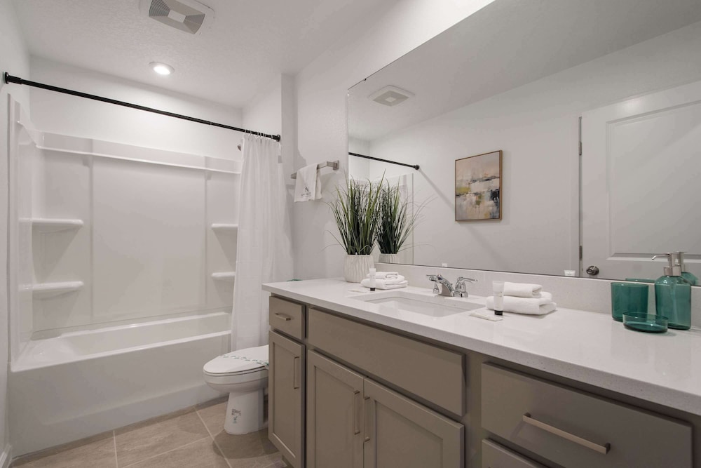 Luxe 9-bedroom Escape With Private Pool & Game Loft Solara Resort Near Disney