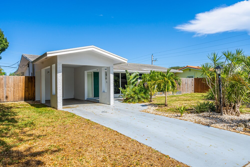 Hollywood Hills 3BD Home - Image 1