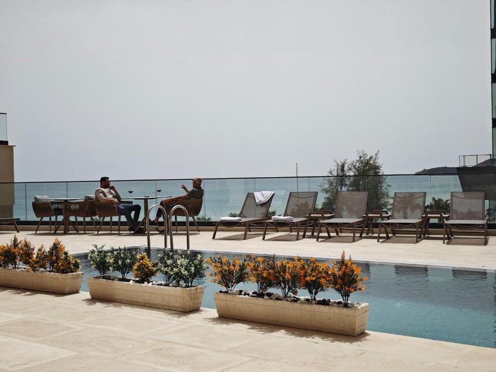 Hotel Invictus