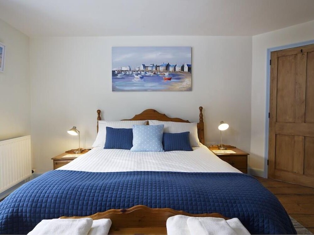Armada Cottage view 2
