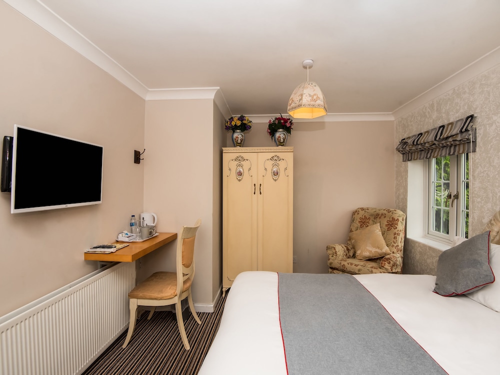 OYO Vale Lodge