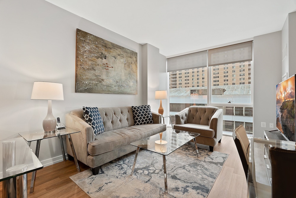 Global Luxury Suites Brookline Village