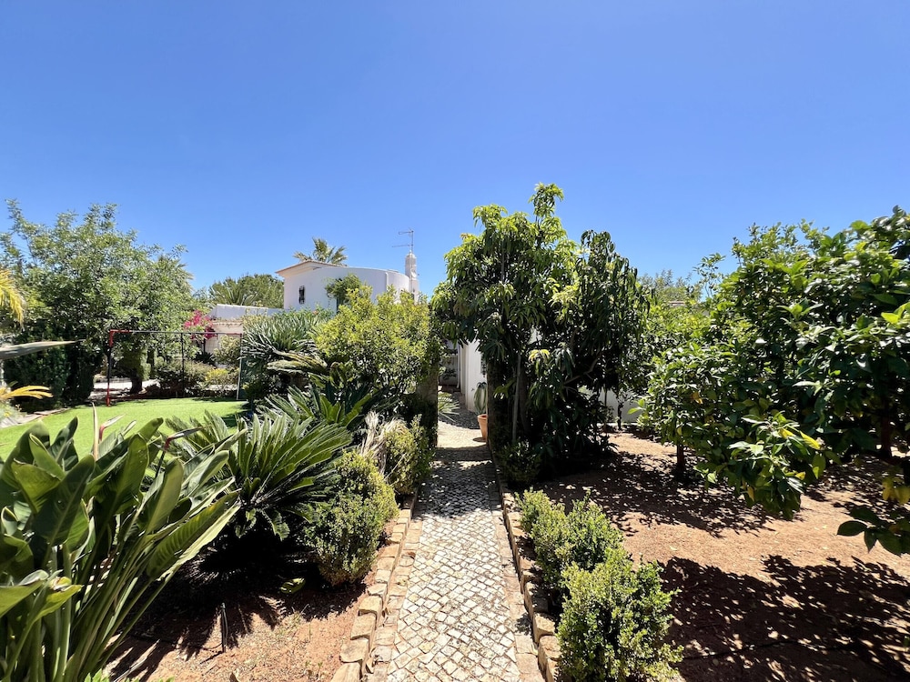 Alvor Traditional Villa by Homing