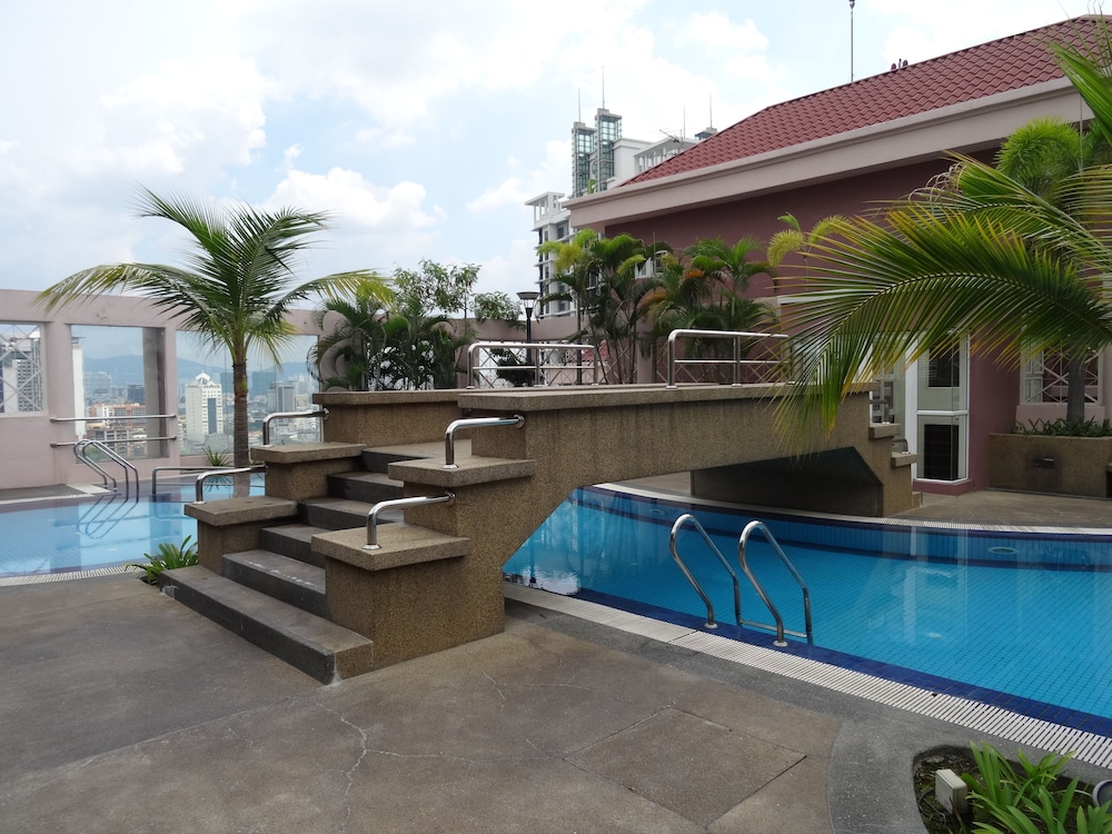 Balkoni Hijau at Casa Mutiara KL photo 4