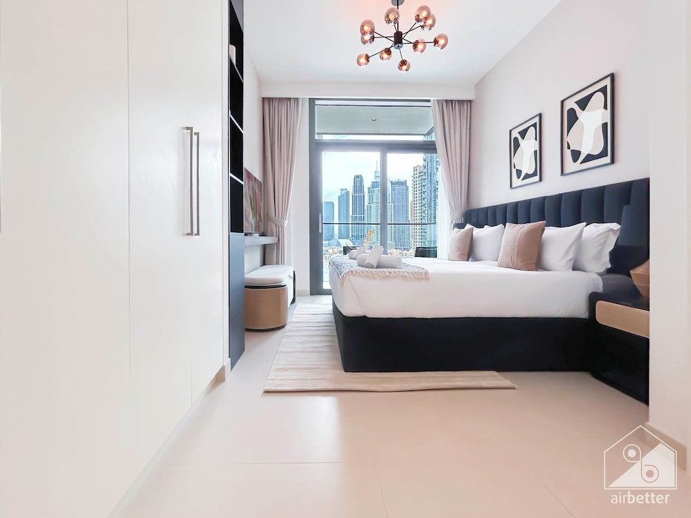 Luxury Burj Crown Downtown 4 Bedroom With Balcony