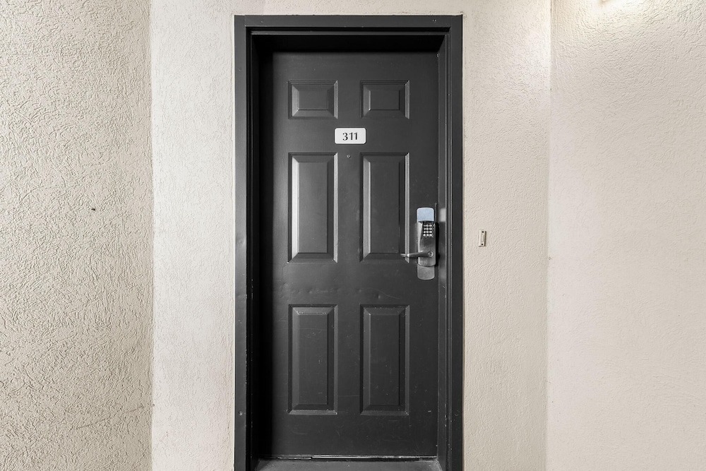 The Palms West 311