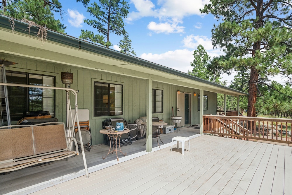 Secluded Mountain Cabin With Forest Views 3 Bedroom Cabin by RedAwning