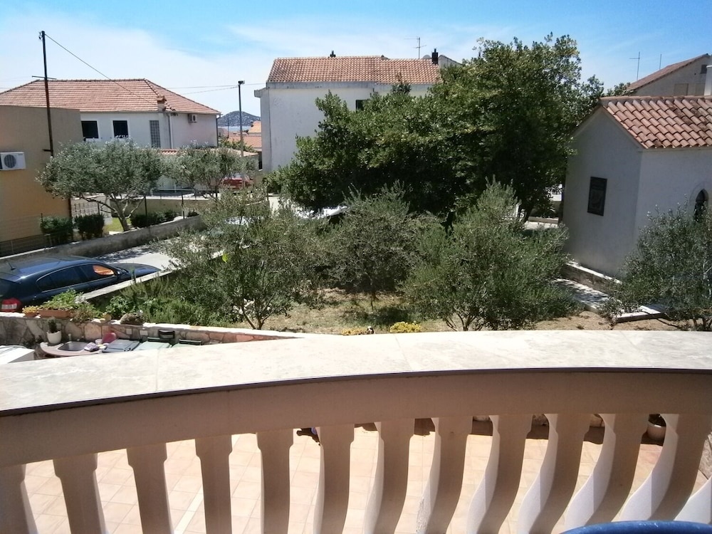 Photo 30