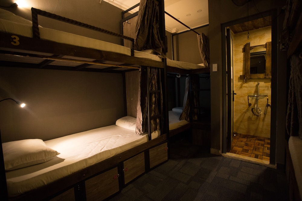 Mobylette Saigon Hostel - Adults only