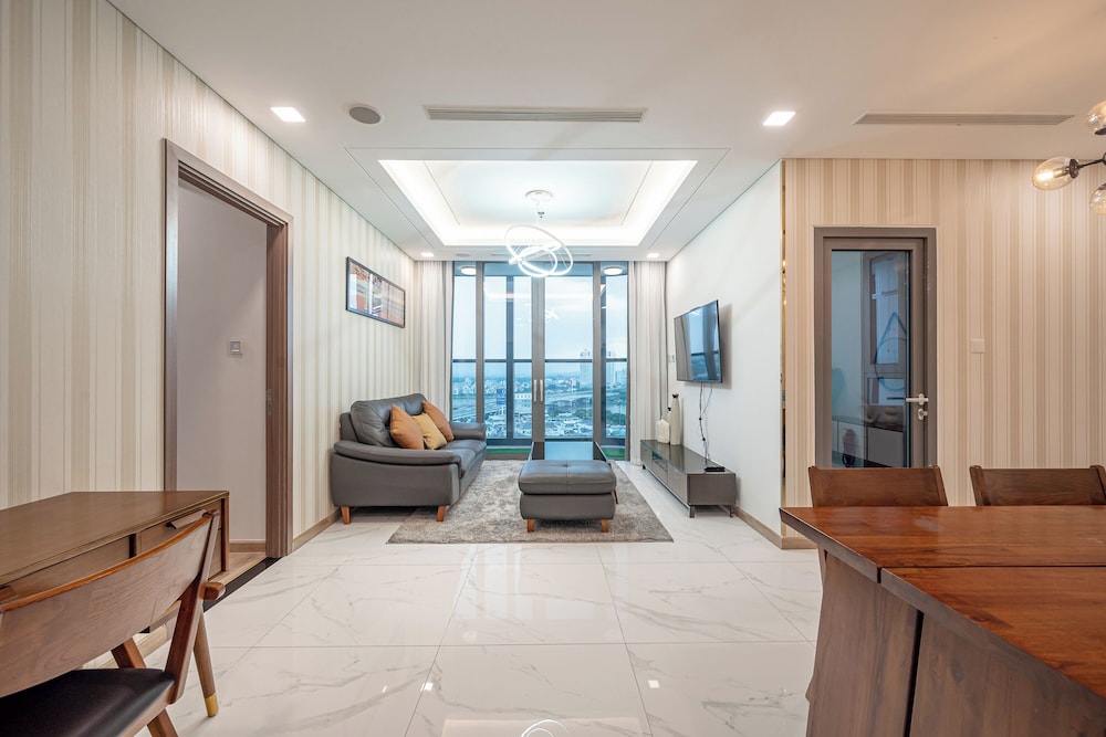 Landmark 81 & Vinhomes - ZEN Saigon Citypoint.