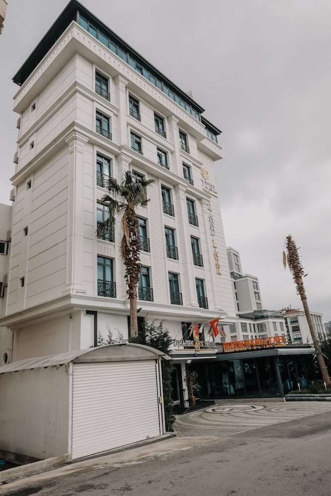 Grand Lark Otel - Image 25