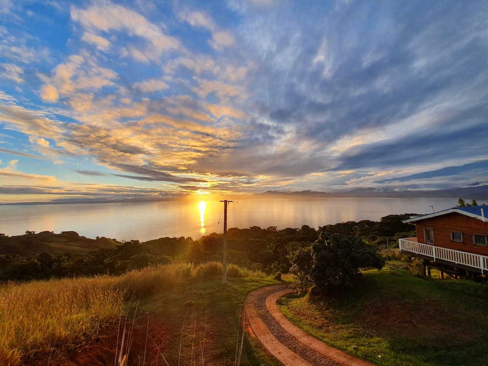 Over the Horizon near Savusavu Market - view 19