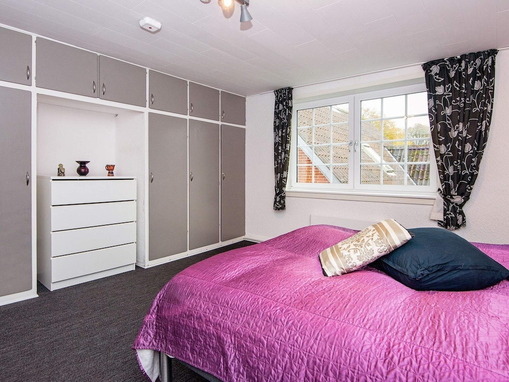 9 Person Holiday Home in Hojer view 4