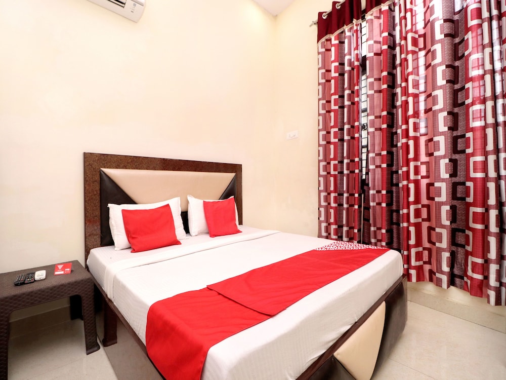 OYO 16494 Dhunna Guest House