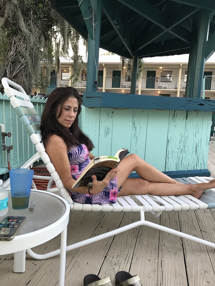 Steinhatchee River Inn