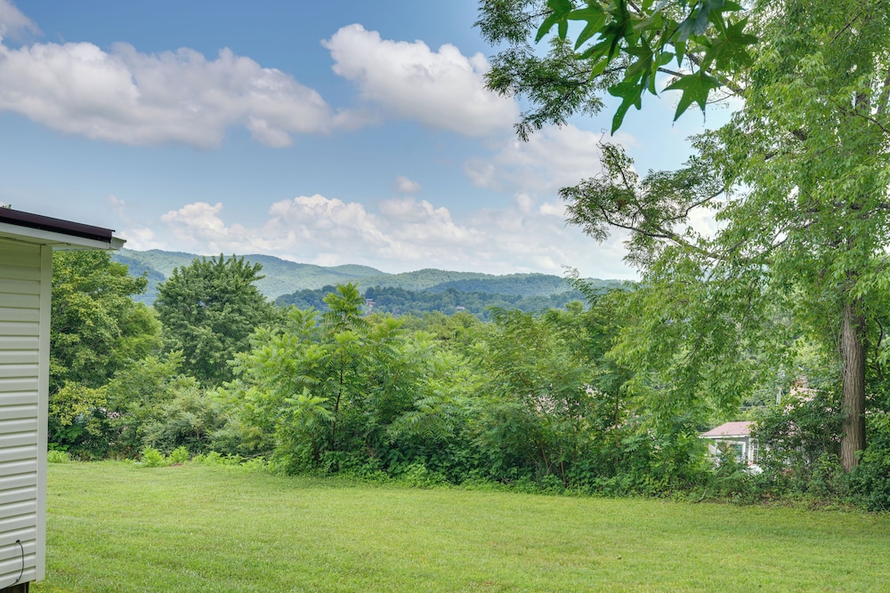 Mtn-view Cottage w/ Garden & Yard in Erwin!