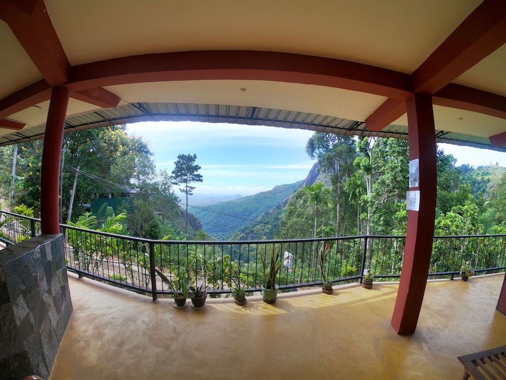 Beyond Nomad Luxury Hostel