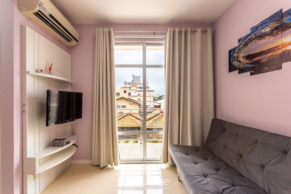 Apt Close to the Beach in Canasvieiras Rfs205
