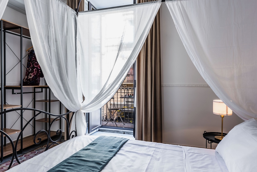 Catania Historical Escape by Wonderful Italy