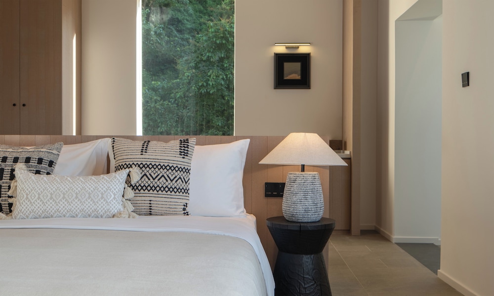 Miyue Shenzhen Tianlu Secret Wild Wizard Holiday Hotel