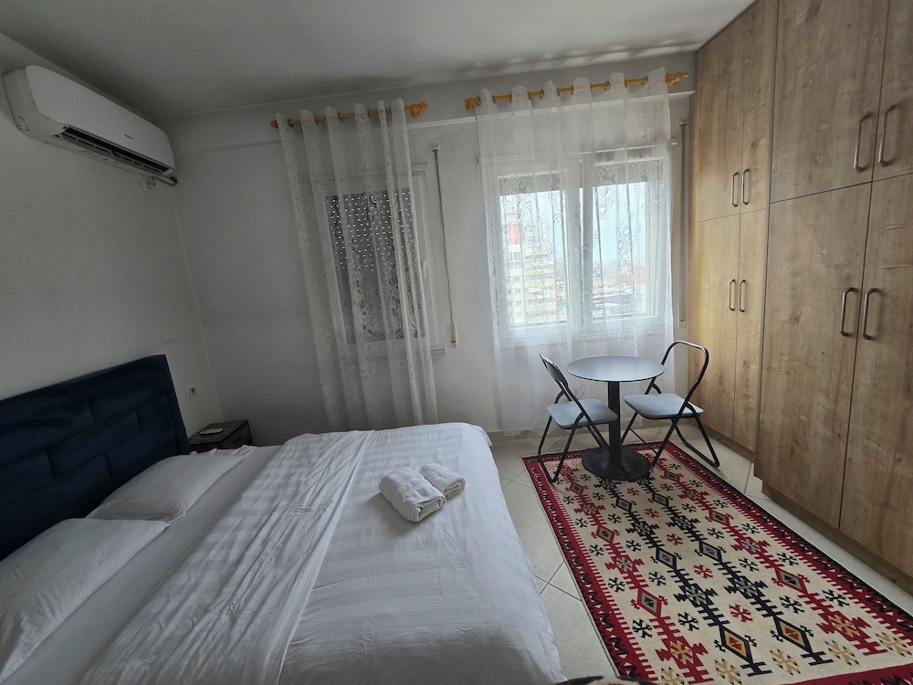 Isabel Rooms & Apartments
