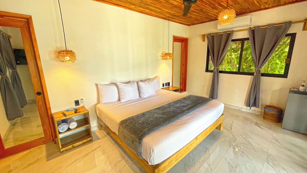 Hotel Isabella Bacalar Front Lagoon