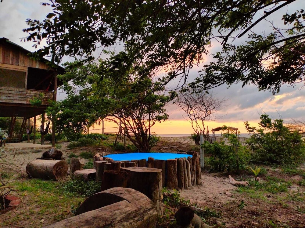 Tambo Marina Ecohostal - Hostel