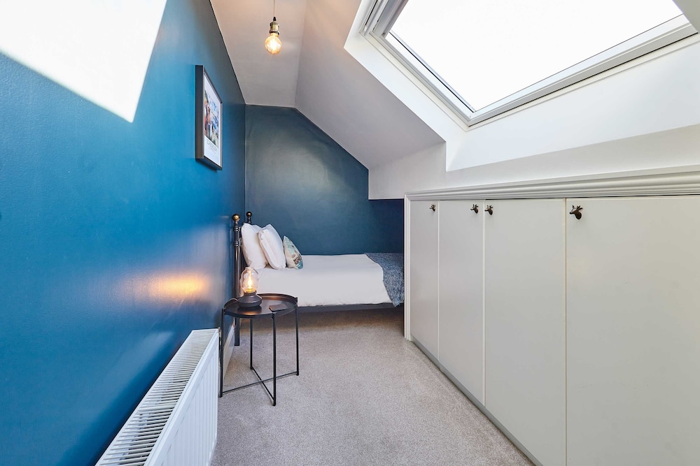 Host Stay Peasholm Place