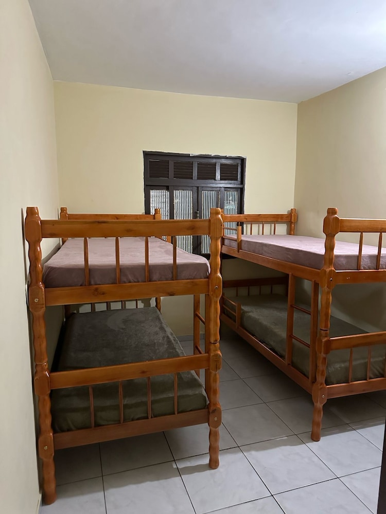 Cabo Frio Beach House Hostel