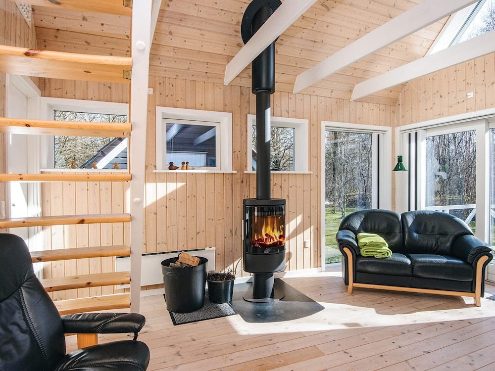 4 Star Holiday Home in